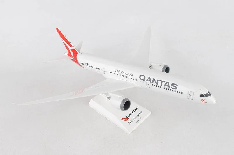 Hand - Assembled Solid Wood Spacecraft Models Toys for Space - Obsessed Teens1/200 QANTAS B7879 New Livery