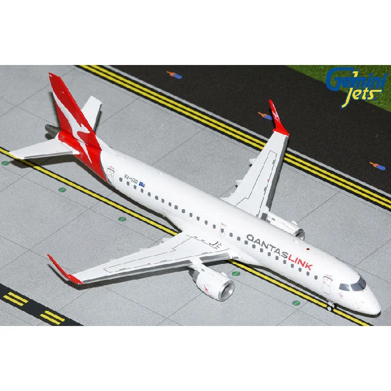 Hand - Painted Solid Wood Animal Models Toys for Nature - Loving Children1/200 QantasLink Embraer 190AR VHUZD