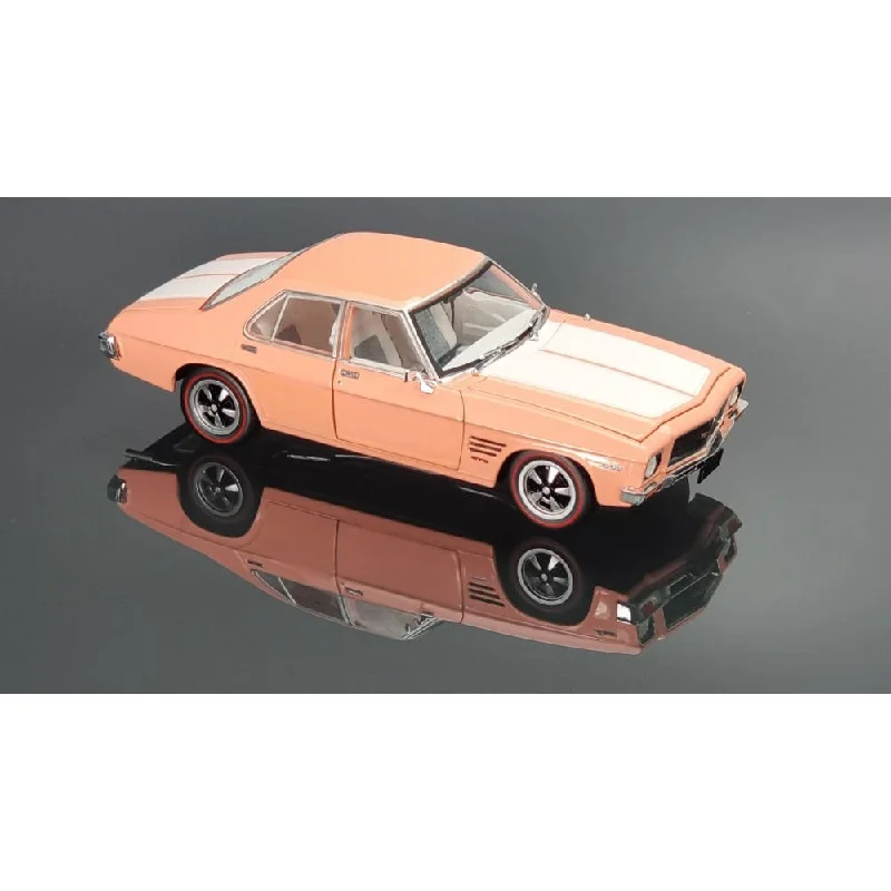 Hand - Carved Solid Wood Ship Models Toys for Maritime Enthusiasts1/24 Light Tangerine HQ GTS Twin Turbo Monaro