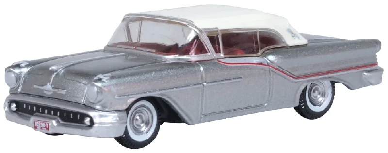 Die - Cast Model of a London Double - Decker Bus with Detailed Interior and ExteriorOxford Diecast 1957 Oldsmobile 88 Convertible (closed) Juneau Gray/accent Red/white