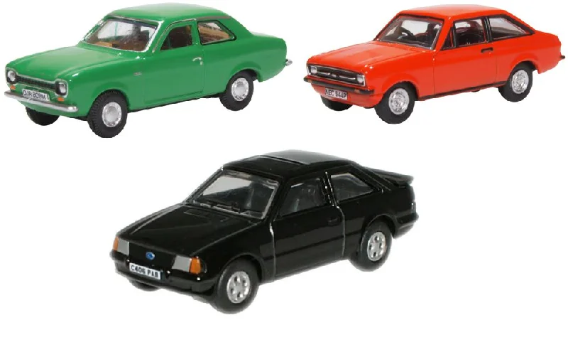 Model Kit of a Vintage Volkswagen Beetle for DIY CustomizationOxford Diecast 3 Piece Ford Escort Set MK1/MK2/XR3i