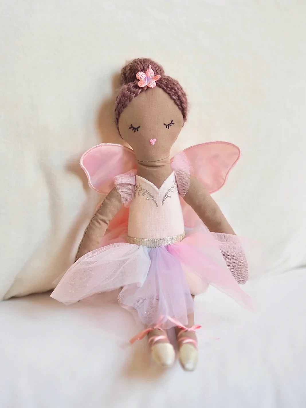 Dolls with a Voice - Recording Function and a Set of Microphone AccessoriesIris Butterfly Ballerina